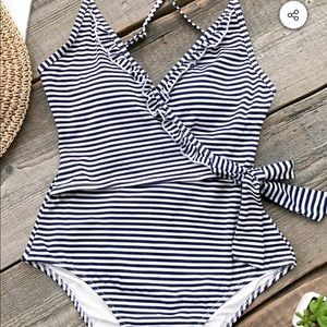CupShe Navy and White Striped one-piece swimsuit